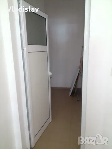 от Собственик Обзаведен Магазин  /две нива + склад / , снимка 5 - Магазини - 49616472