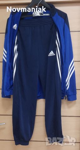 Adidas-Много Запазен, снимка 3 - Спортни екипи - 46656127