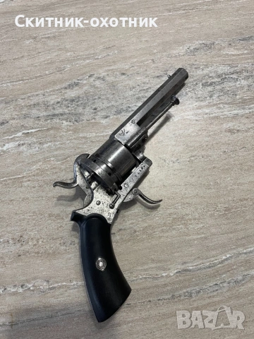 Френски револвер от 19 век, снимка 3 - Антикварни и старинни предмети - 53146997