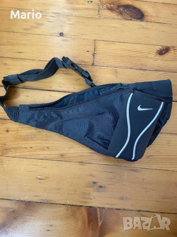 Nike чанта за кръст, снимка 4 - Чанти - 53847662