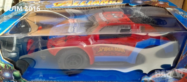 Джипа на Спайдърмен, с дистанционно, снимка 2 - Коли, камиони, мотори, писти - 52264278