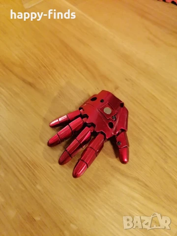 Списание Deagustini Iron man част - ръка., снимка 1