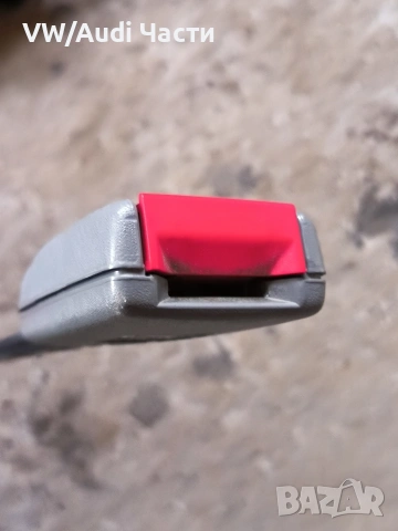 Лява закопчалка колан за Голф 4 Бора Пасат Шкода Сеат VW Golf 4 Bora Passat Skoda Seat 1J4858471, снимка 2 - Части - 54004371