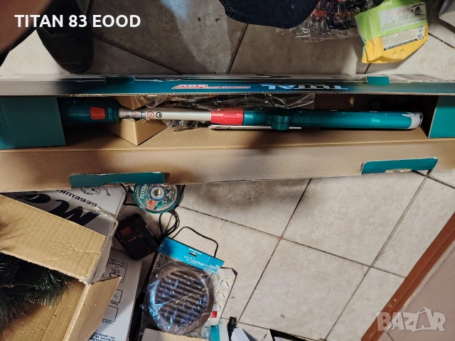 Акумулаторен тример за трева TOTAL, 20 V, без батерия , снимка 6 - Други инструменти - 54217791