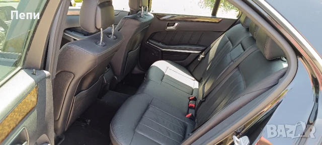 Продава Мерцедес Е200CDI 2010г. 136кс. Кожа, Навигация, снимка 11 - Автомобили и джипове - 50852597