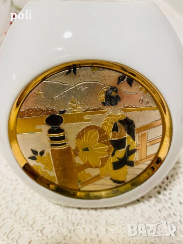 порцеланова ваза, снимка 3 - Вази - 53913027