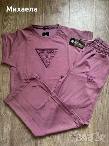 Дамски комплекти Guess - два цвята - 39€, снимка 4 - Спортни екипи - 53932893