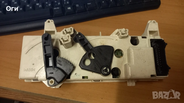 Панел климатик за Рено Меган 655739W, снимка 2 - Части - 53047100