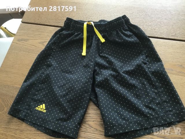 Adidas - детски шорти за тенис, размер 10-12, снимка 1 - Тенис - 45994341