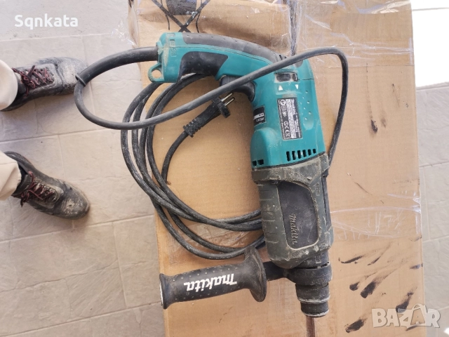 Перфоратор Makita Hr 2470 , снимка 3 - Бормашини - 52265718