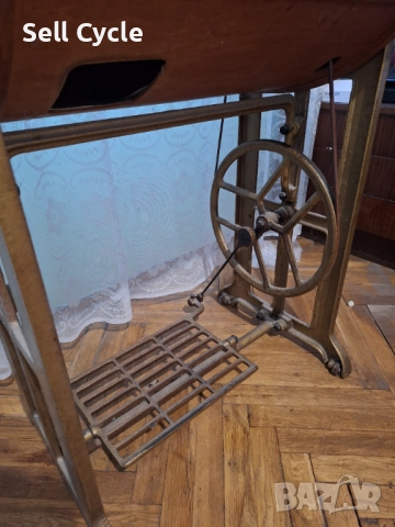 ✅РАБОТЕЩА ШЕВНА МАШИНА ЛУЧНИК ❗, снимка 4 - Шевни машини - 52539051