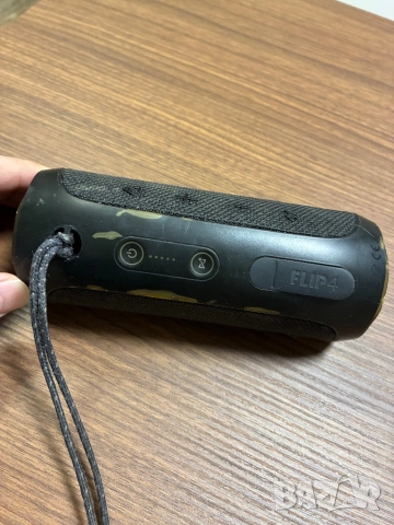 JBL Flip 4 - за части, снимка 4 - Bluetooth тонколони - 53514234
