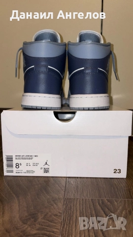 Nike Air Jordan 1 Mid , снимка 3 - Кецове - 52585798