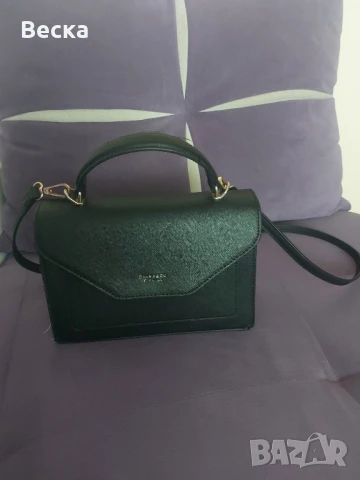 Дамска чанта