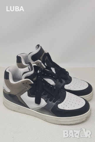 маратонки , снимка 2 - Спортни обувки - 52796959