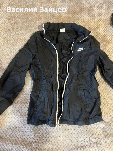 Спортен шушлеков екип Nike, снимка 4 - Спортни дрехи, екипи - 53667942