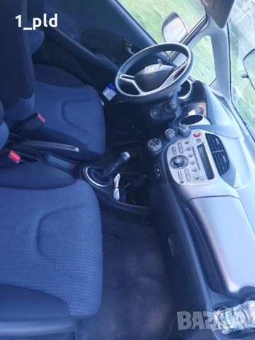 Honda Jazz 1.2, снимка 3 - Автомобили и джипове - 45079684