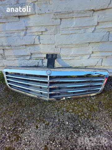 решетка за Mercedes W204 