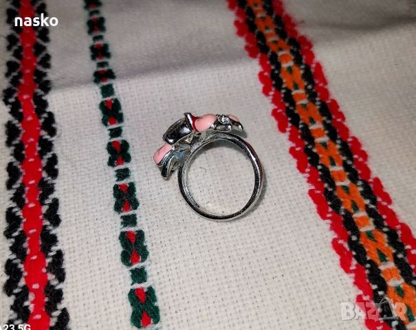 Флорален пръстен, снимка 16 - Антикварни и старинни предмети - 46470585