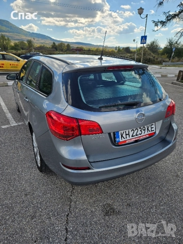 Опел Астра Sport Turet 1.3 CDTI !!!, снимка 5 - Автомобили и джипове - 52004912
