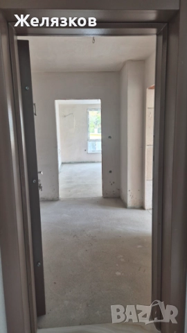 Продава 2-СТАЕН кв. Железник-запад, снимка 11 - Апартаменти - 52316036