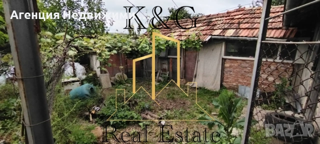 Двуетажна тухлена на гредоред къща в с. Пороище , снимка 5 - Къщи - 53334466