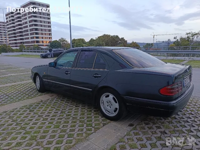 Mercedes E300 TD, снимка 3 - Автомобили и джипове - 47923160