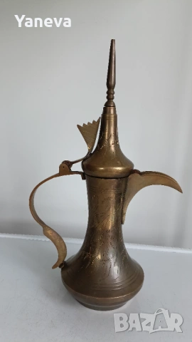 Vintage , традиционен арабски съд за кафе, известен като далла (Dallah). , снимка 4 - Декорация за дома - 54161006
