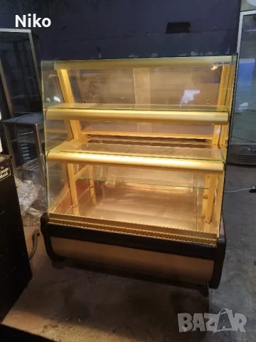 Хладилна витрина Igloo, снимка 1
