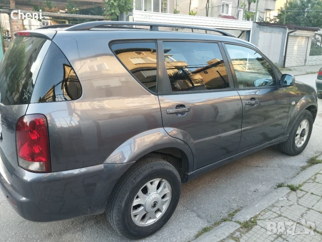 Джип Рекстън 2.7 HDI ., снимка 2 - Автомобили и джипове - 49611767