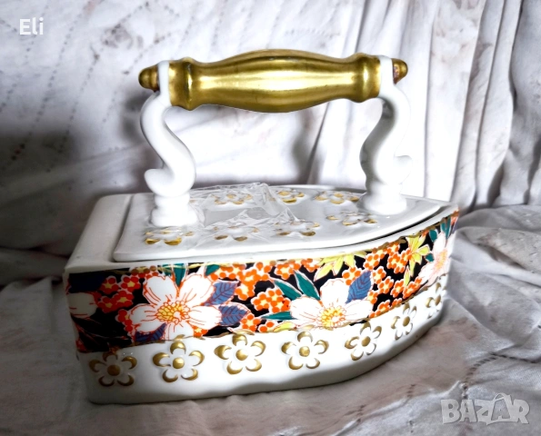 Винтиж порцеланова ютия 
