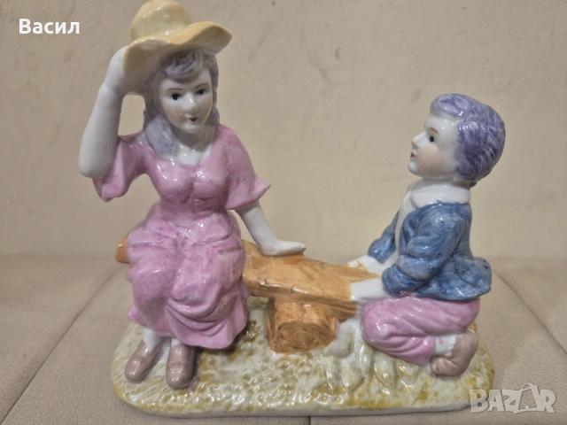 Порцеланова фигура , снимка 3 - Антикварни и старинни предмети - 54150479