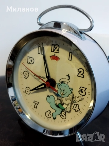 Стар анимиран будилник, настолен часовник, снимка 4 - Антикварни и старинни предмети - 53921694