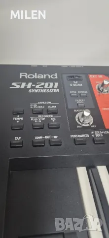 Roland  SH 201, снимка 1 - Синтезатори - 48550547