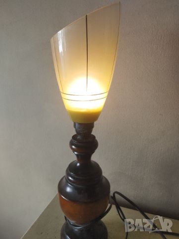 Ретро настолна лампа, снимка 4 - Настолни лампи - 45843410