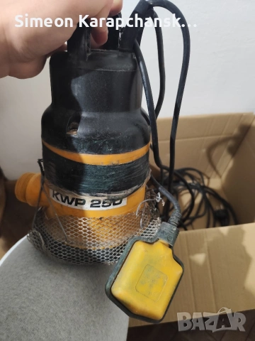 Потопяема водна помпа с поплавък 