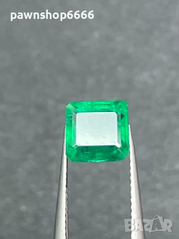 Продавам естествен изумруд  2.15 карата демонтиран от златни обеци., снимка 2 - Други - 52664846