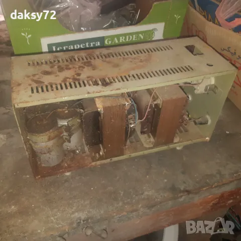 Стар Стабилизатор на напрежението, снимка 1 - Антикварни и старинни предмети - 49725092