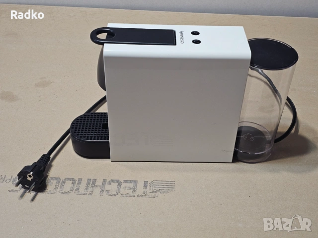 Кафемашина Nespresso Krups Essenza Mini с капсули, снимка 2 - Кафемашини - 53763851