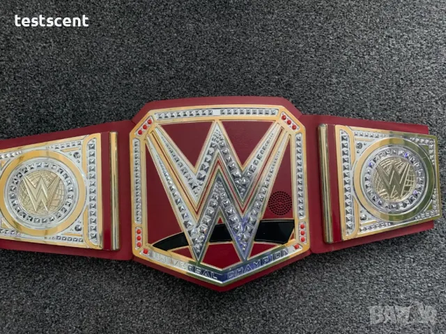 Шампионски пояс WWE Universal Championship световната титла в кеча Mattel детски belt колан Red