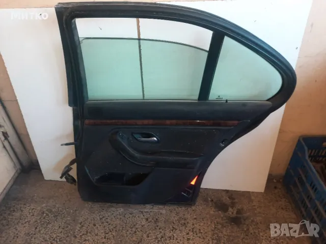 Предна лява и задна дясна врати от БМВ Е39 BMW E39, снимка 8 - Части - 49968045