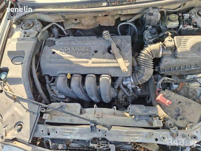 Toyota Avensis 1.8 бензин На Части, снимка 4 - Автомобили и джипове - 52443989