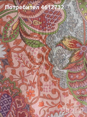 Дамски шал Kenzo, снимка 3 - Шалове - 52248330