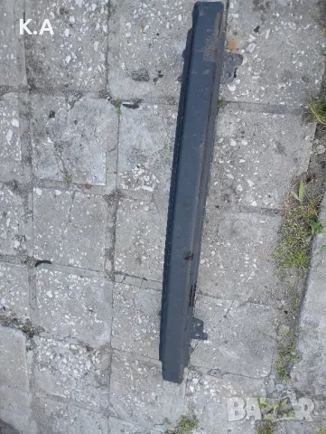 Греда предна броня Seat Ibiza 6l 