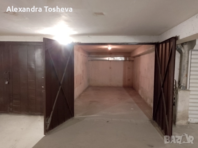 Продава подземен самостоятелен гараж , снимка 6 - Гаражи и паркоместа - 52513437