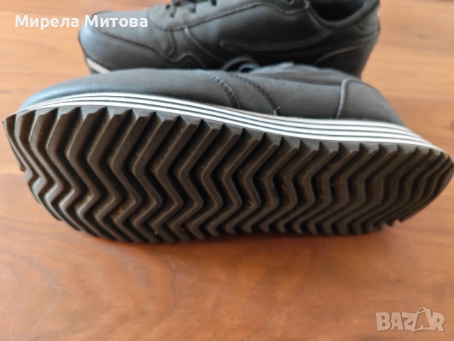 Дамски маратонки , снимка 2 - Маратонки - 53400392