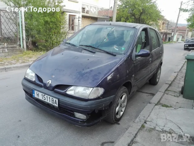 Renault megane scenik 1.6, снимка 4 - Автомобили и джипове - 48855116