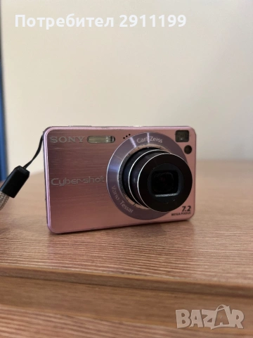 Фотоапарат Sony 7.2 Mp с подаръци, снимка 2 - Фотоапарати - 53845530