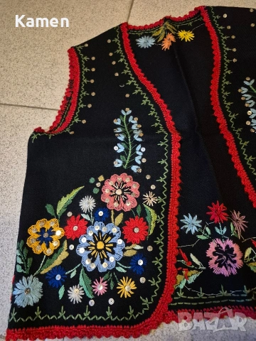 Автентично дамско елече, снимка 3 - Колекции - 53327812