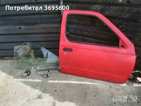 Nissan Navara Нисан Навара дясна врата врати дясно стъкол